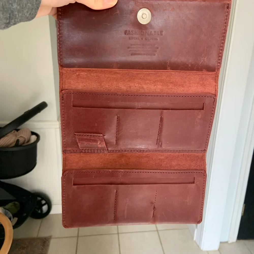 ABLE Debre Wallet in Leather - Picture 3 of 6